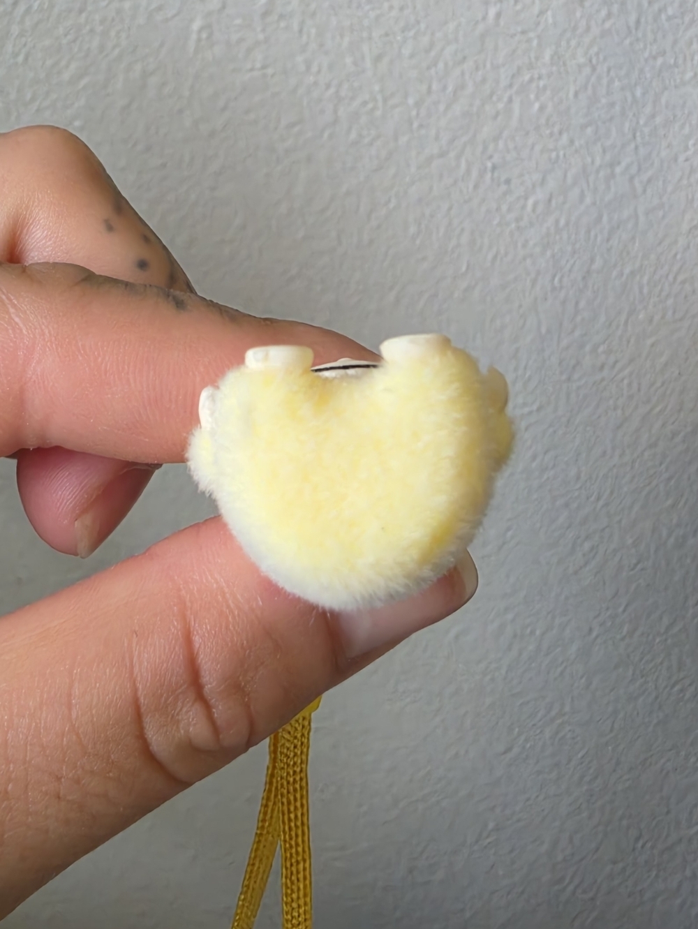 LABUBU Miniature Keychain - Picture 6 of 6